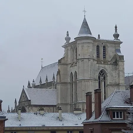 Molibeau